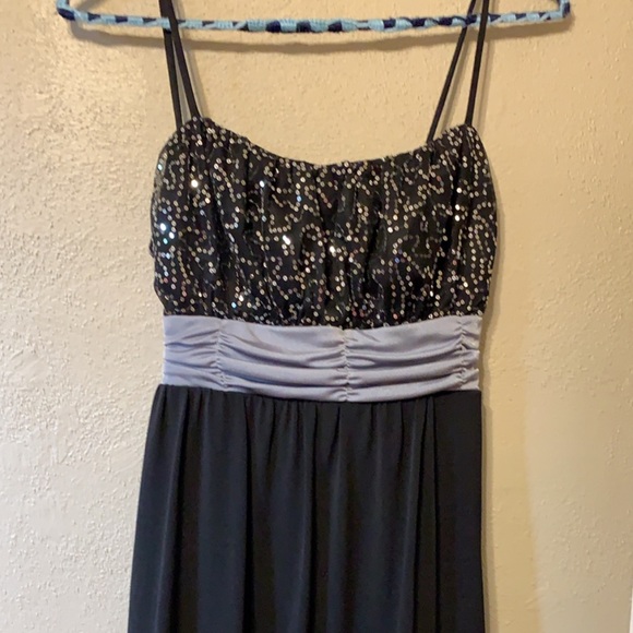 Studio Y Dress - Picture 1 of 1